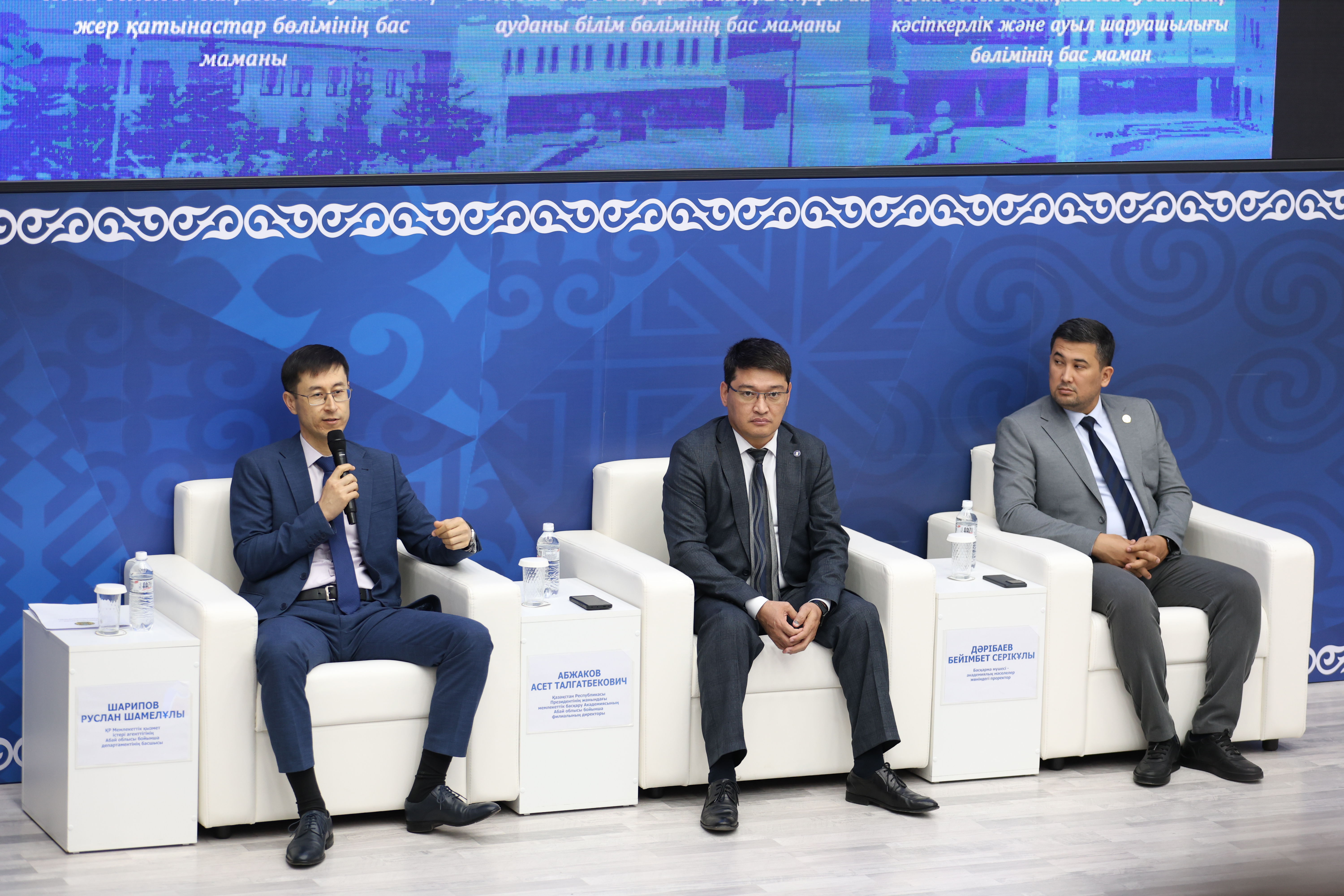 Нужны инновационные молодые кадры для государственной службы