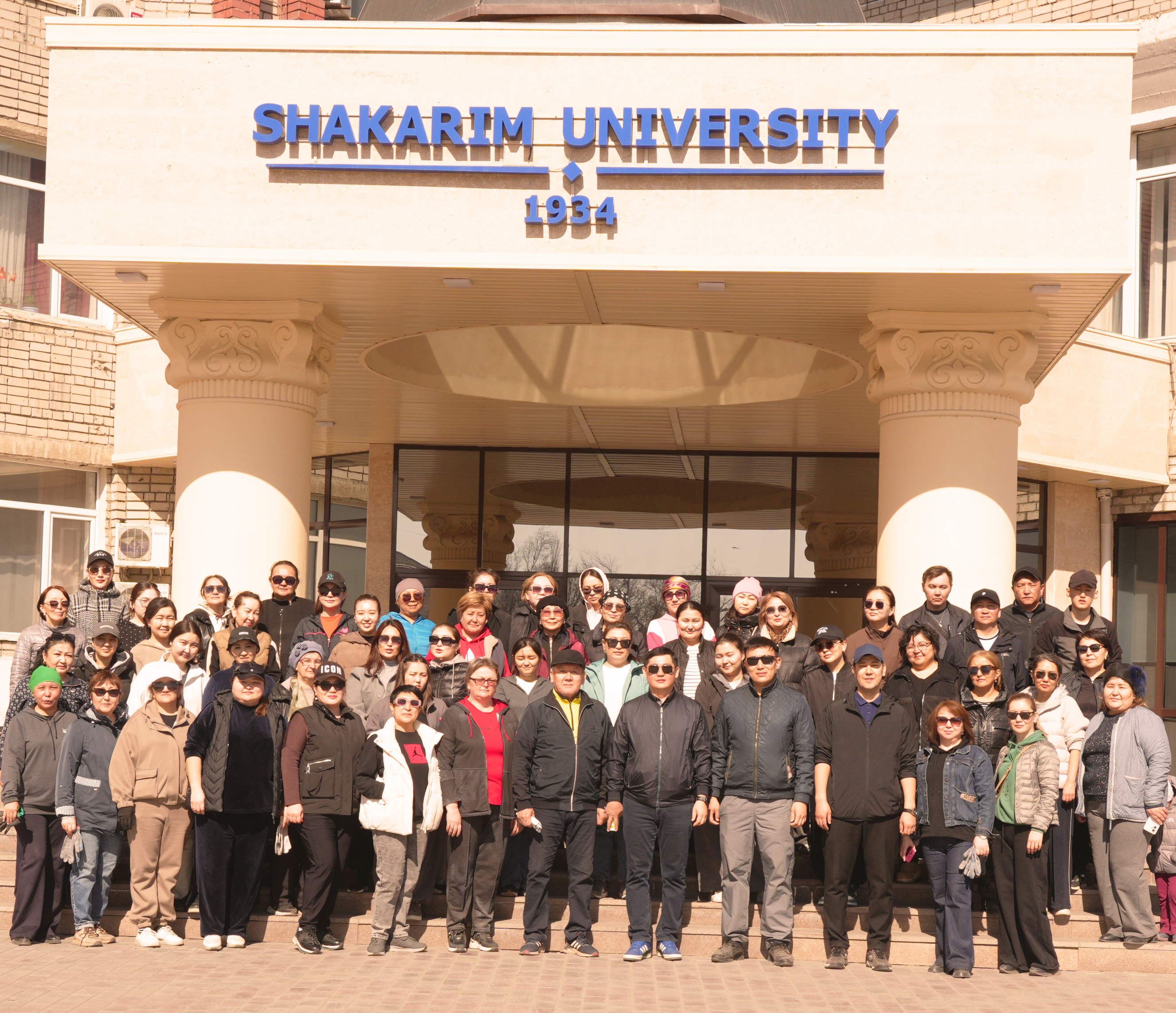  «Таза Қазақстан»: Шәкәрім университетінде сенбілік өтті