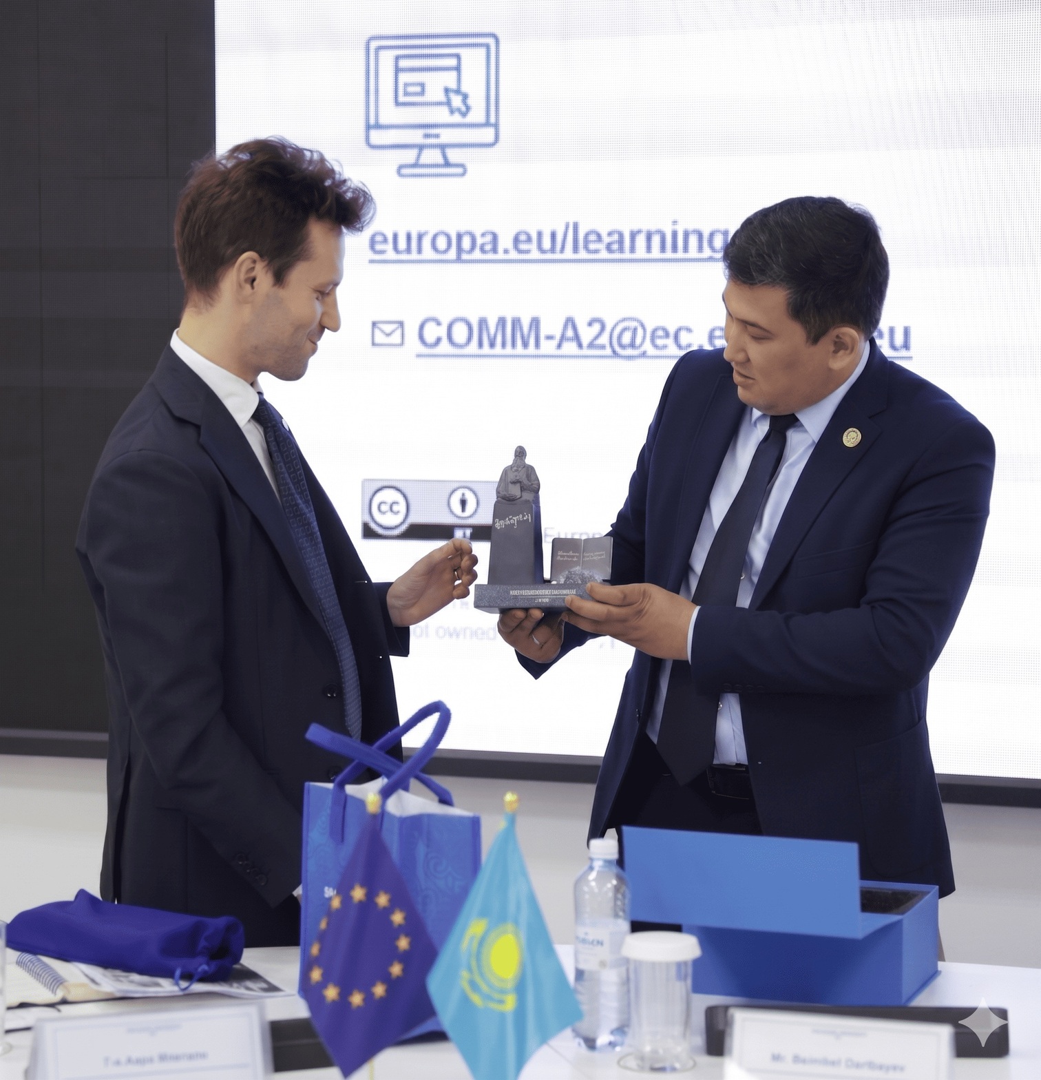 Жас ғалымдар мен еуропалық дипломаттар диалогы