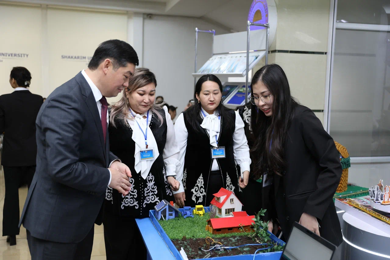  «СЕМЕЙ — БІЛІМ МЕН ҒЫЛЫМНЫҢ ОРДАСЫ»