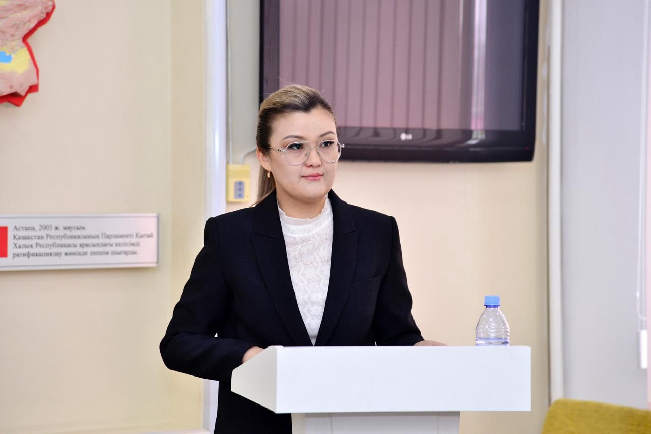 УСПЕШНО ЗАЩИТИЛА ДИССЕРТАЦИЮ