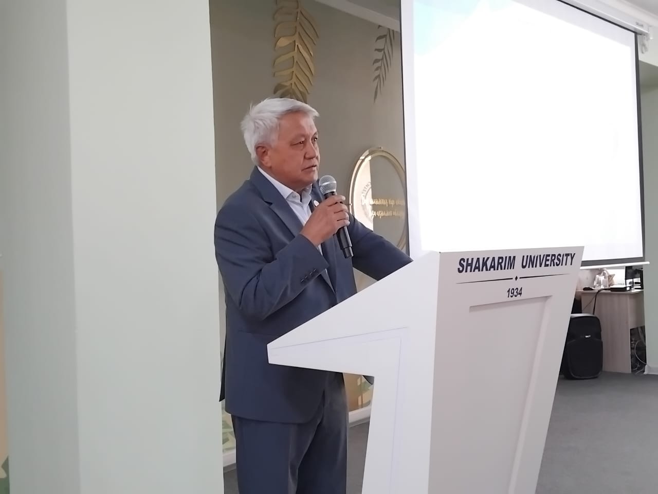 Абайдың шығармашылық танымы жайлы ашық дәріс