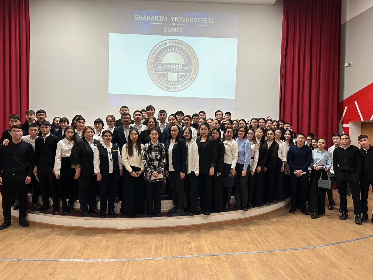 Проведена профориентационная работа студентов Высшего колледжа Шакарима