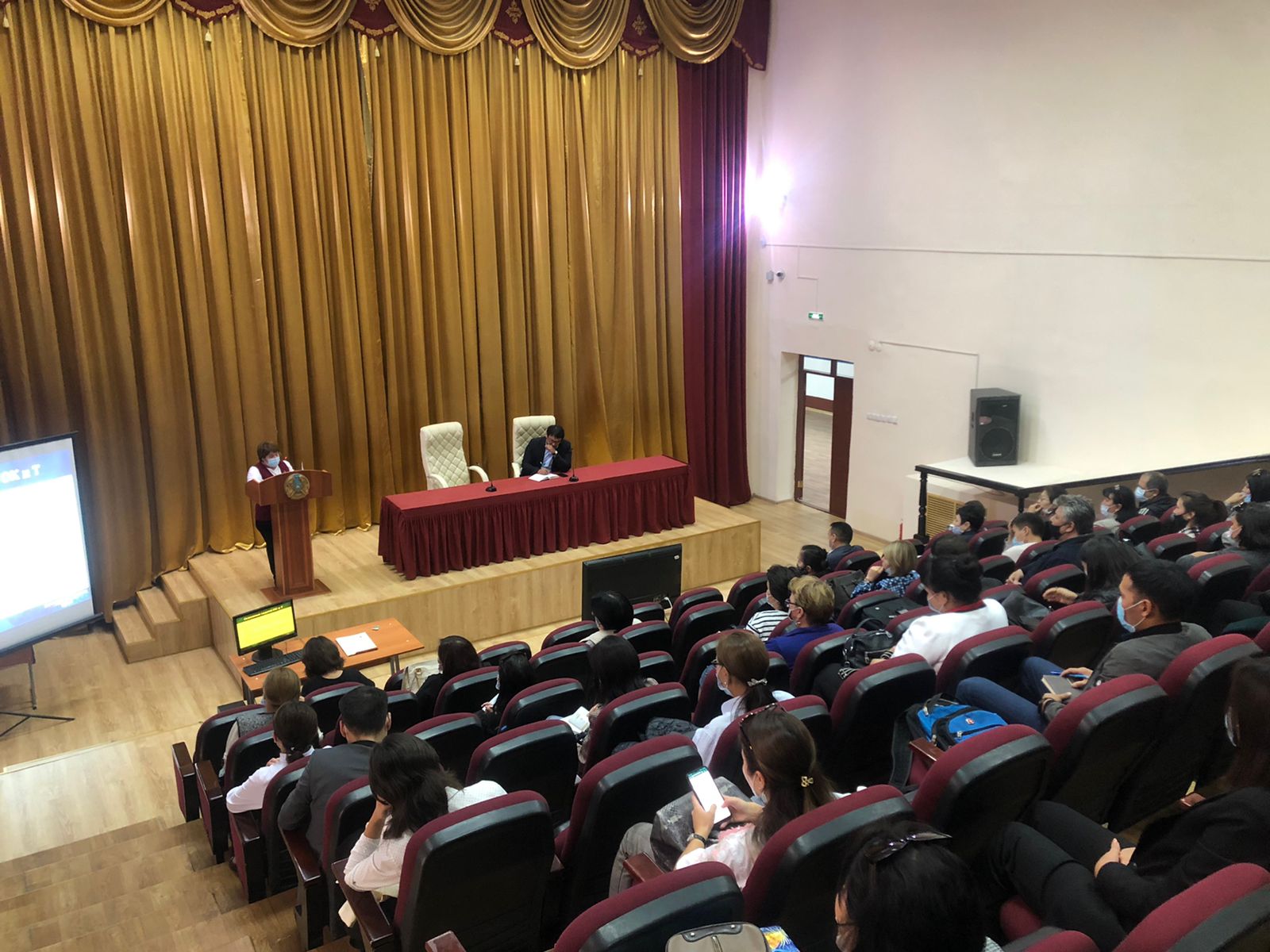 A SEMINAR WAS PASSED WITH UNIVERSITY EMPLOYEES