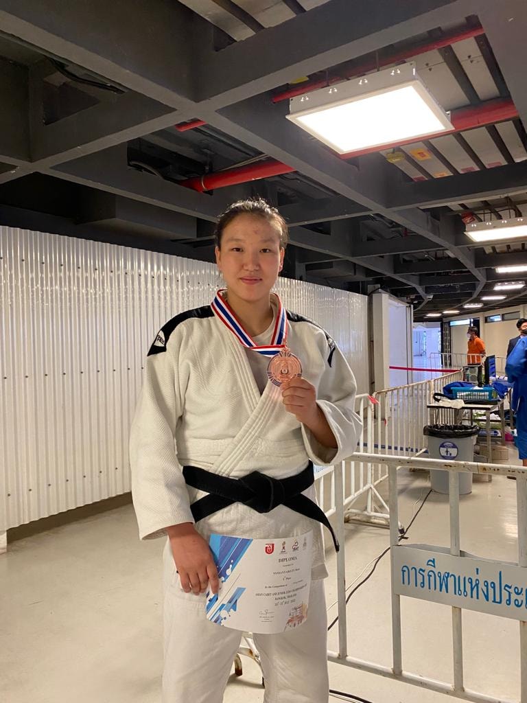 РОЗА НЫСАНТАЙҚЫЗЫ – АЗИЯ ЧЕМПИОНАТЫНЫҢ ҚОЛА МЕДАЛЬ ИЕГЕРІ