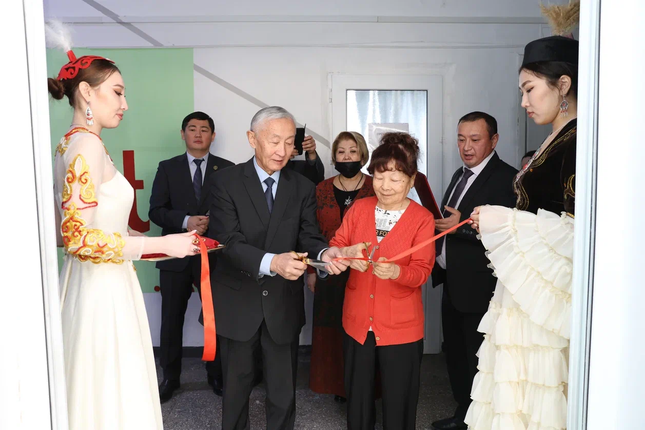 КАБИНЕТ, ОТКРЫТЫЙ В ЧЕСТЬ УЧИТЕЛЯ