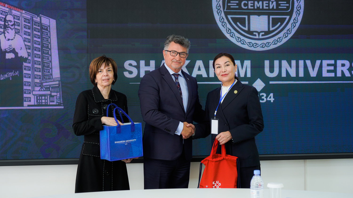 ПОСОЛ ХОРВАТИИ В КАЗАХСТАНЕ — В SHAKARIM UNIVERSITY