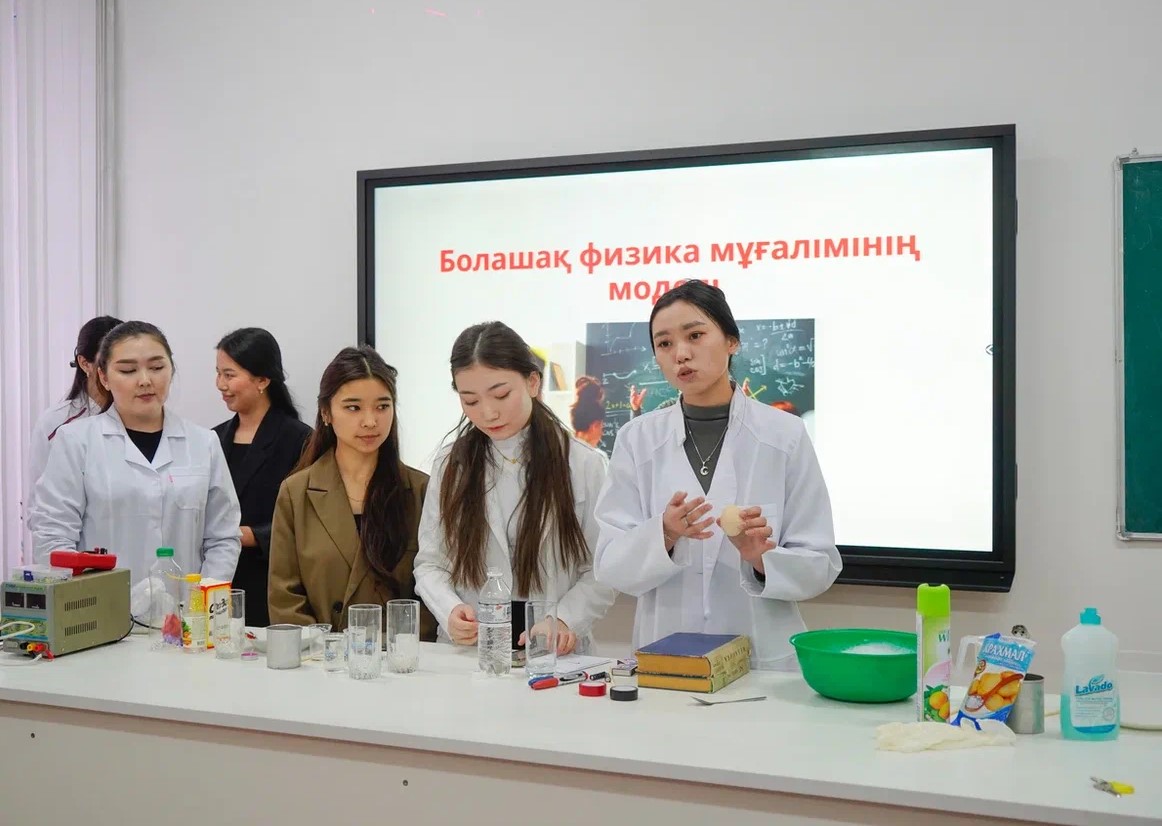 ТВОРЧЕСКАЯ ПЛОЩАДКА ПРИ СОВМЕЩЕНИИ ЗНАНИЙ И ПРАКТИКИ