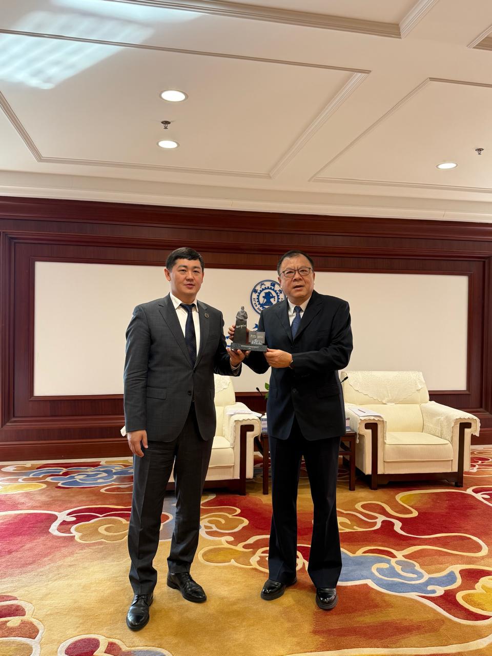 SHAKARIM UNIVERSITY. СТРАТЕГИЧЕСКОЕ ПАРТНЕРСТВО С ВЕДУЩИМИ ВУЗАМИ КИТАЯ: ДОСТУП К НОВЫМ ВОЗМОЖНОСТЯМ