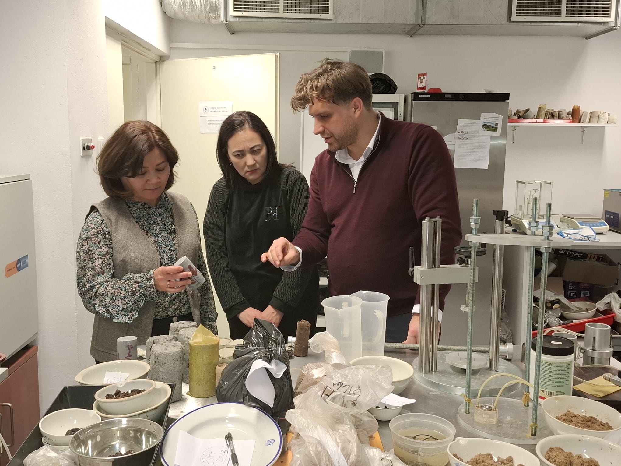 Научно-исследовательский визит и развитие международного сотрудничества