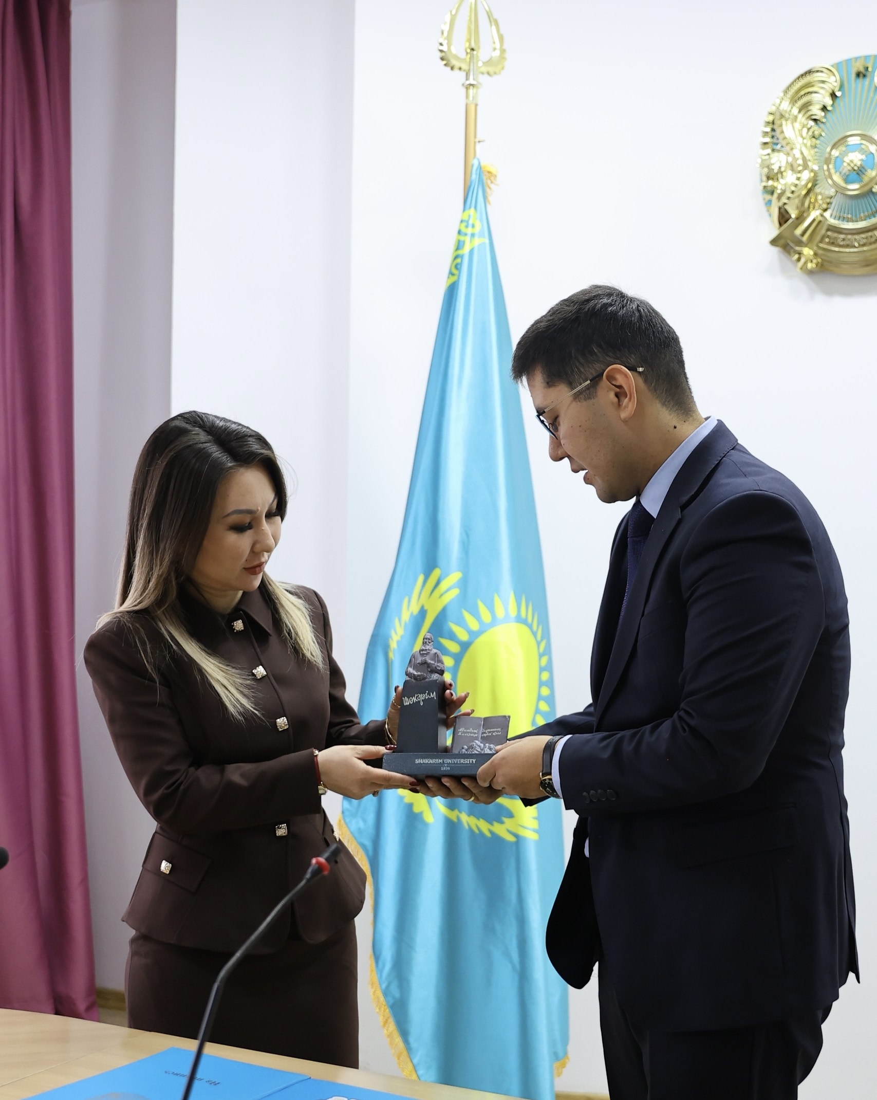 Университет Шәкәрім и ТОО «Bright Futures School» установили сотрудничество в сфере развития двух иностранных языков