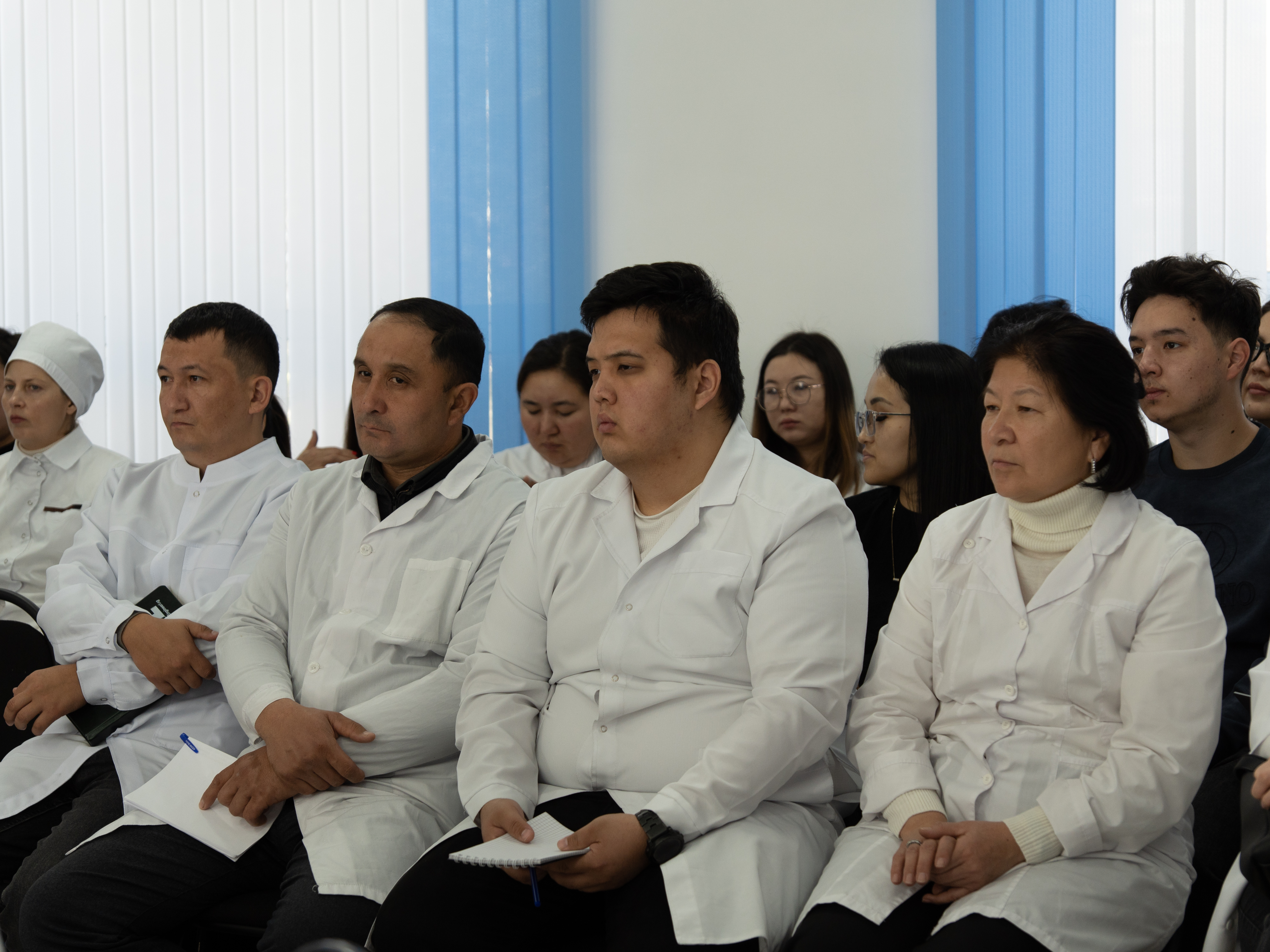 Профессор Цюрихского университета — в Shakarim University