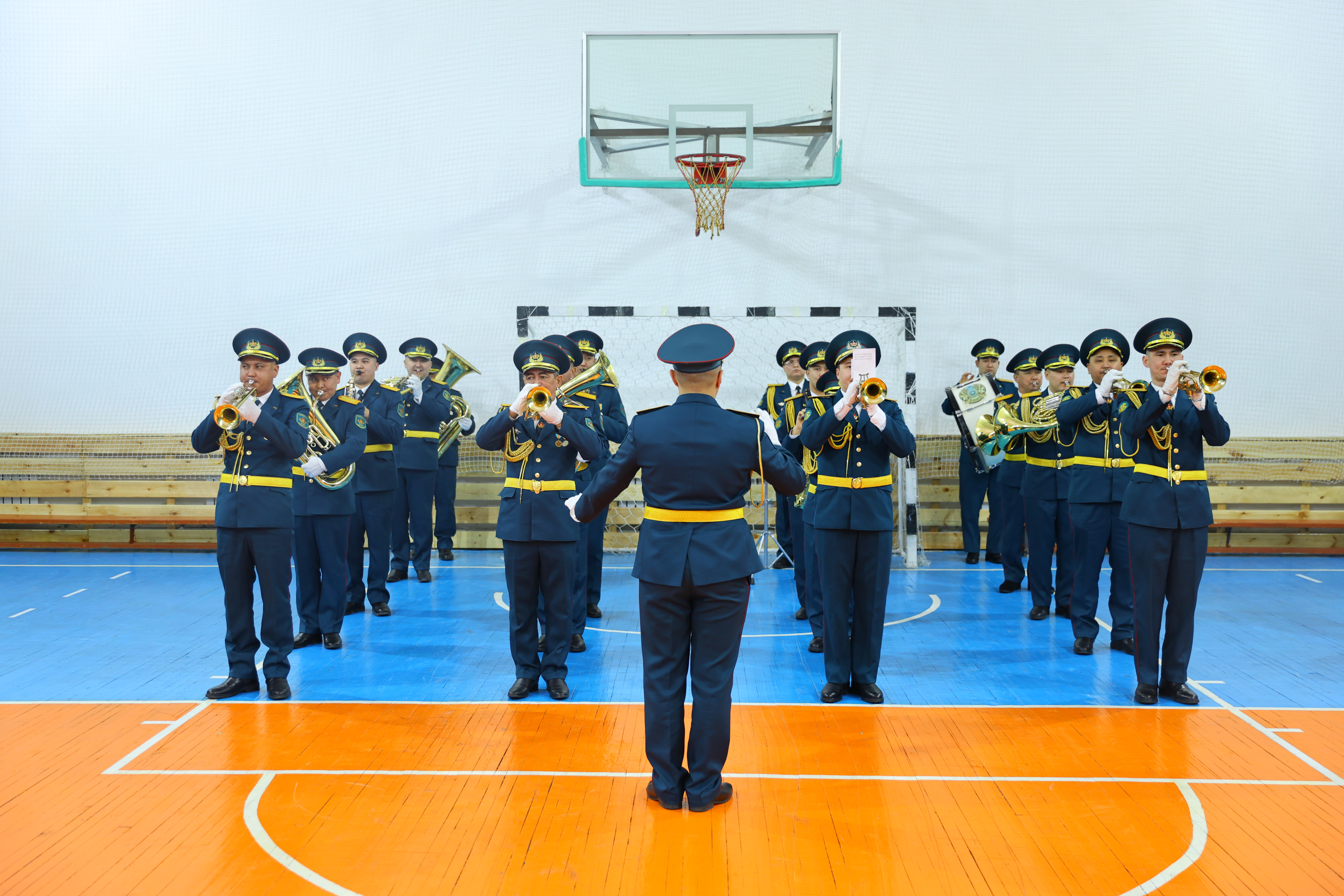 Традиционная спартакиада. Обновлённый бассейн. Новый импульс.