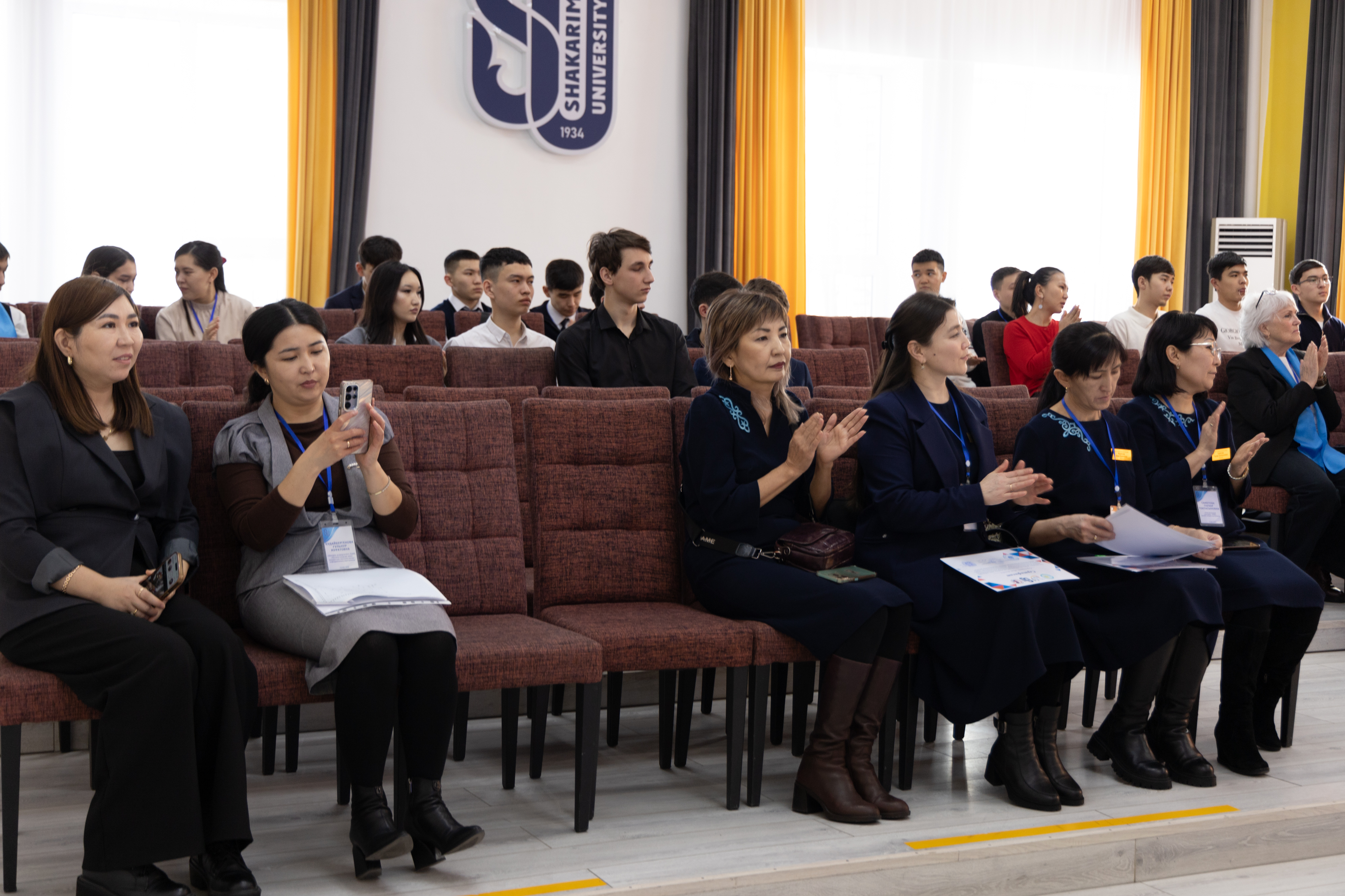В Shakarim University прошли республиканская олимпиада и педагогический семинар