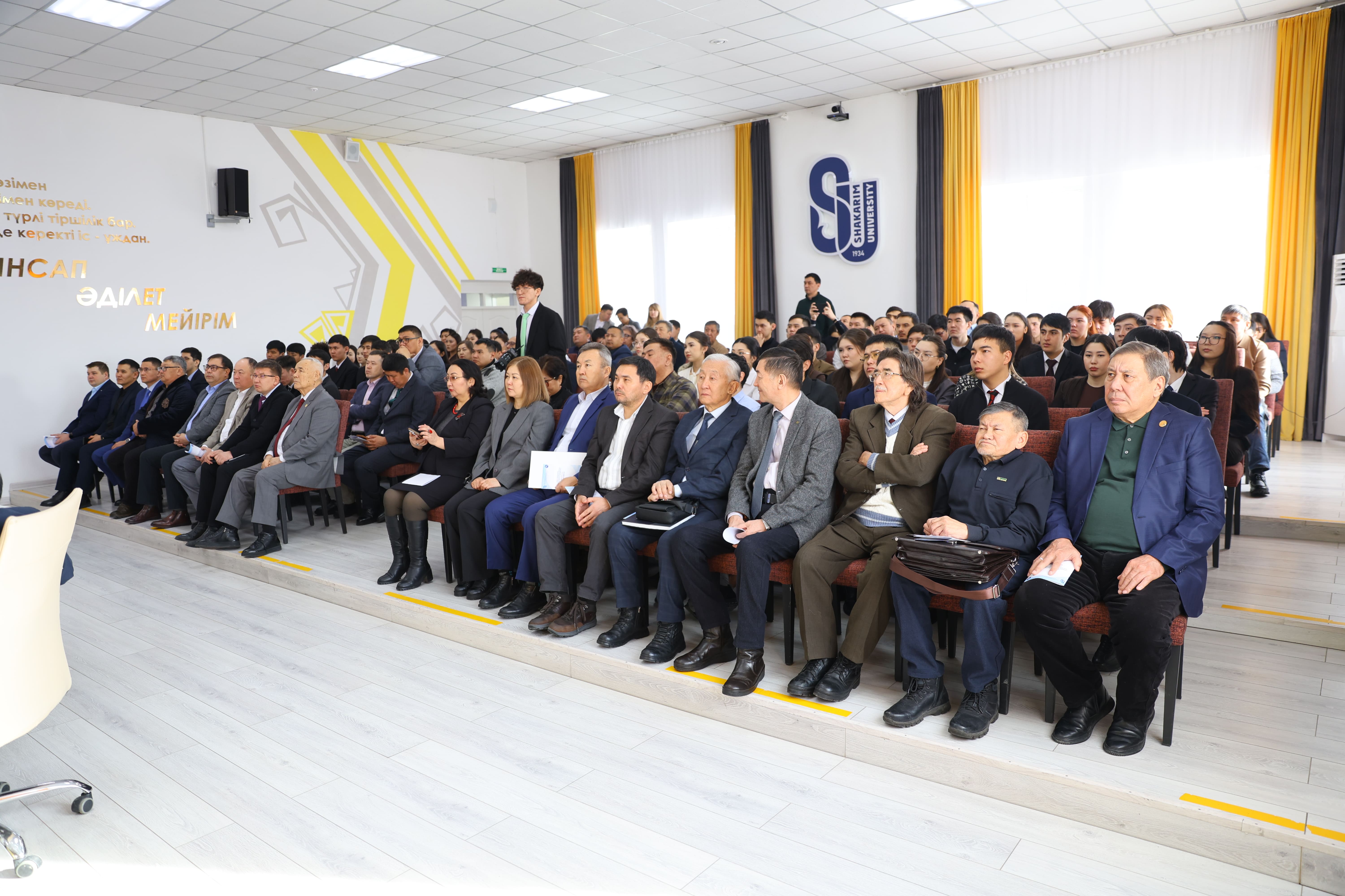 Shakarim University hosted a republican scientific conference “Historical and archaeological heritage of the Abay region: results of first research”