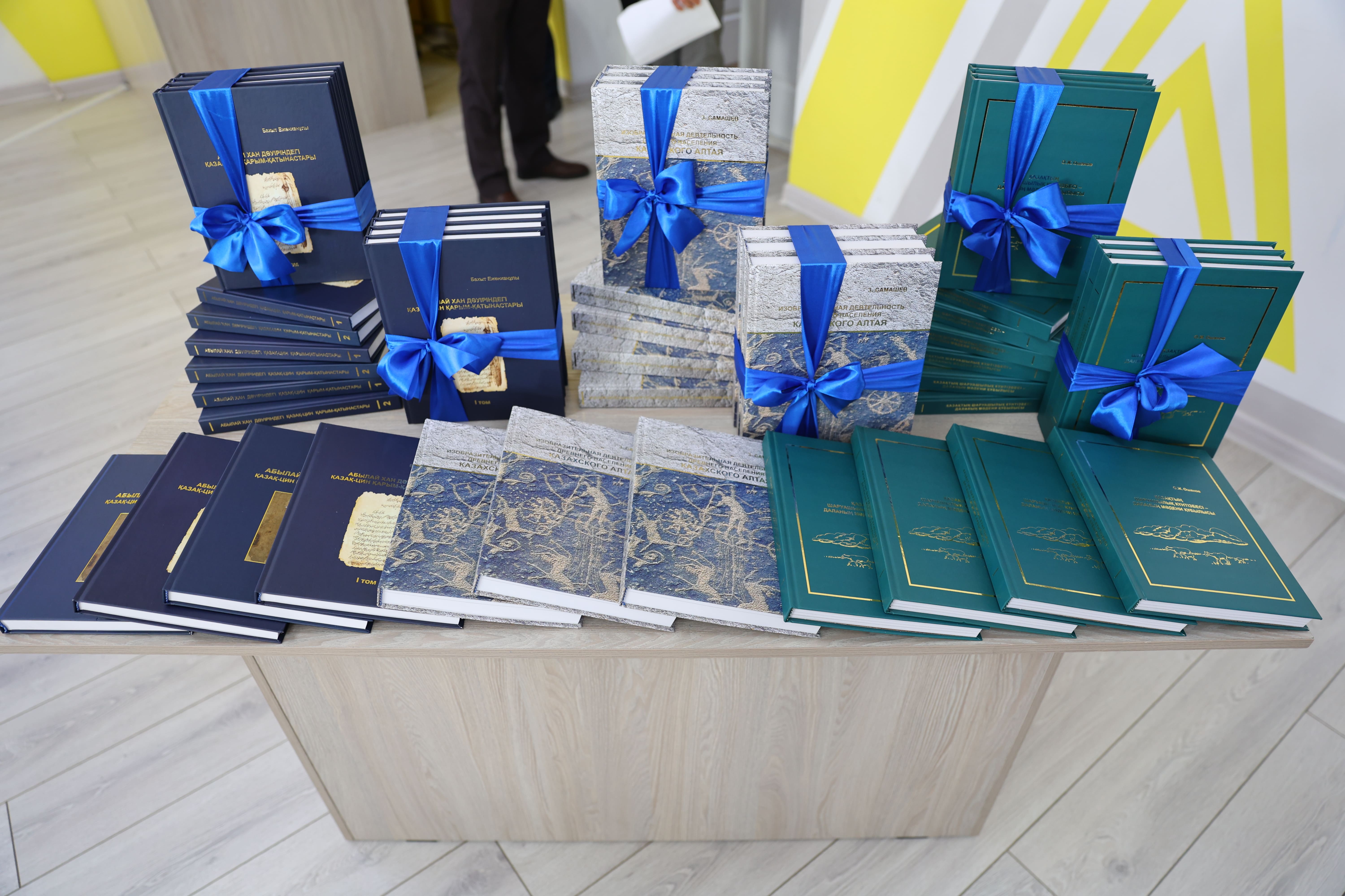 Shakarim University hosted a republican scientific conference “Historical and archaeological heritage of the Abay region: results of first research”