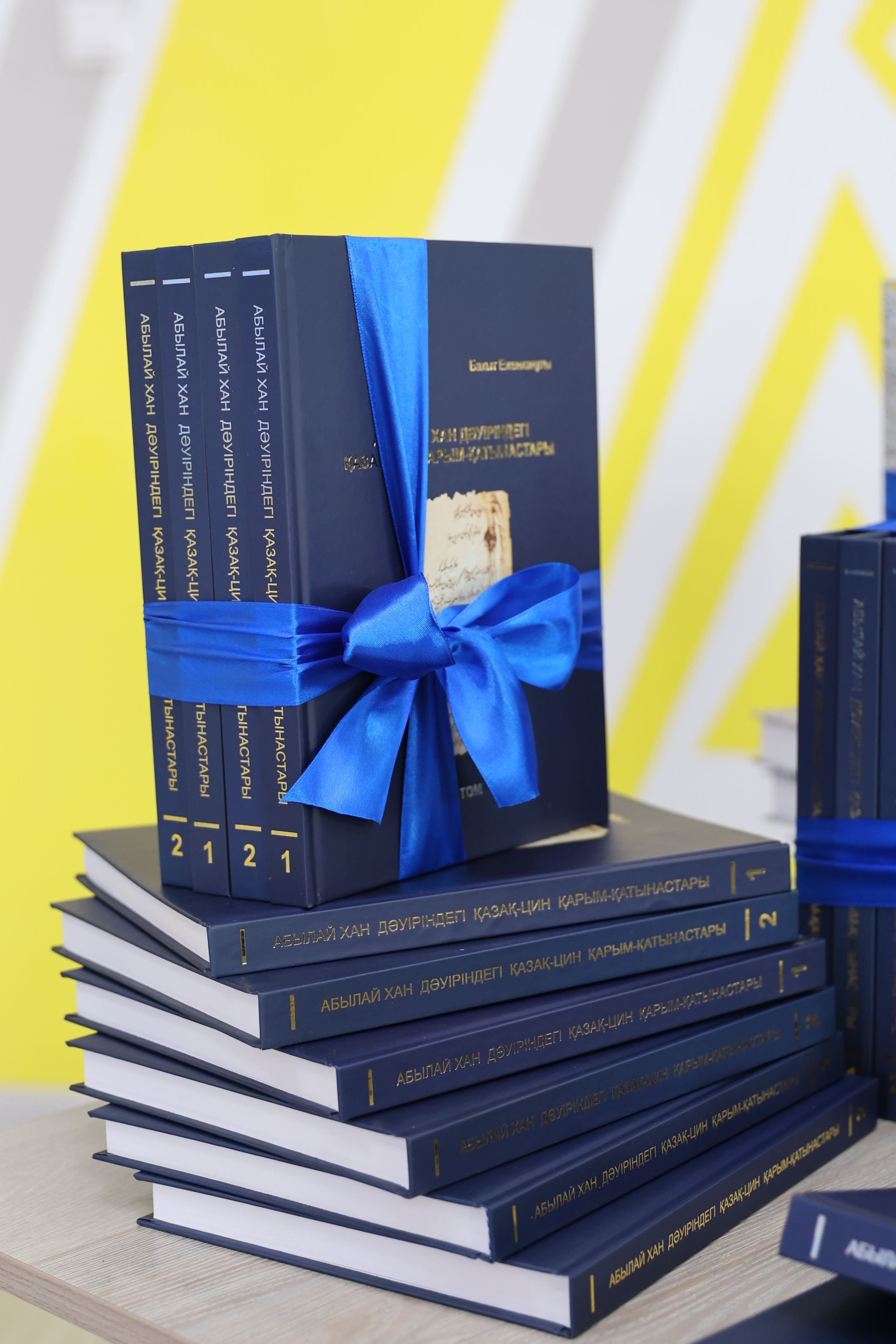 Shakarim University hosted a republican scientific conference “Historical and archaeological heritage of the Abay region: results of first research”