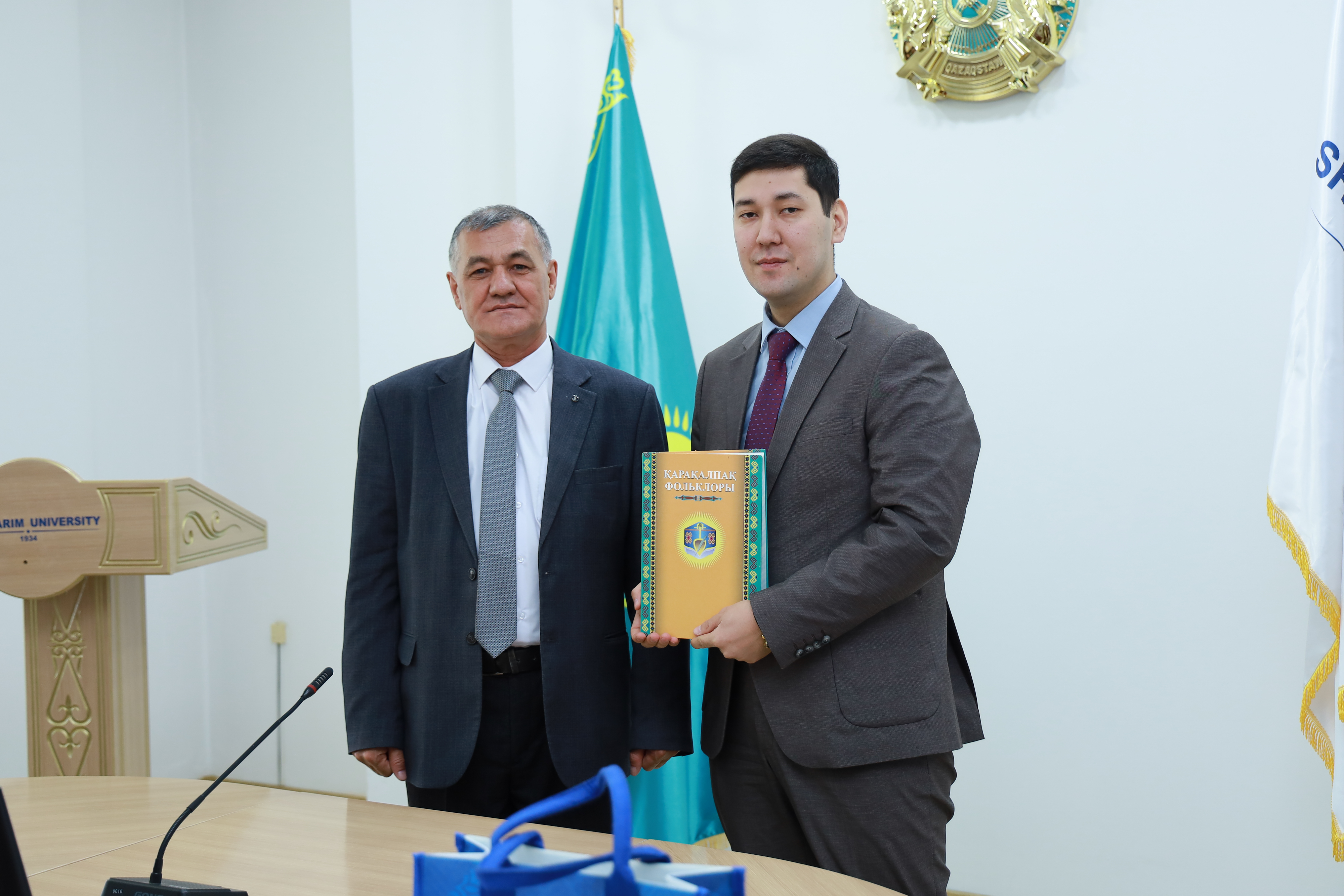 Самарқанд университетінің ғалымдары Шәкәрім төрінде