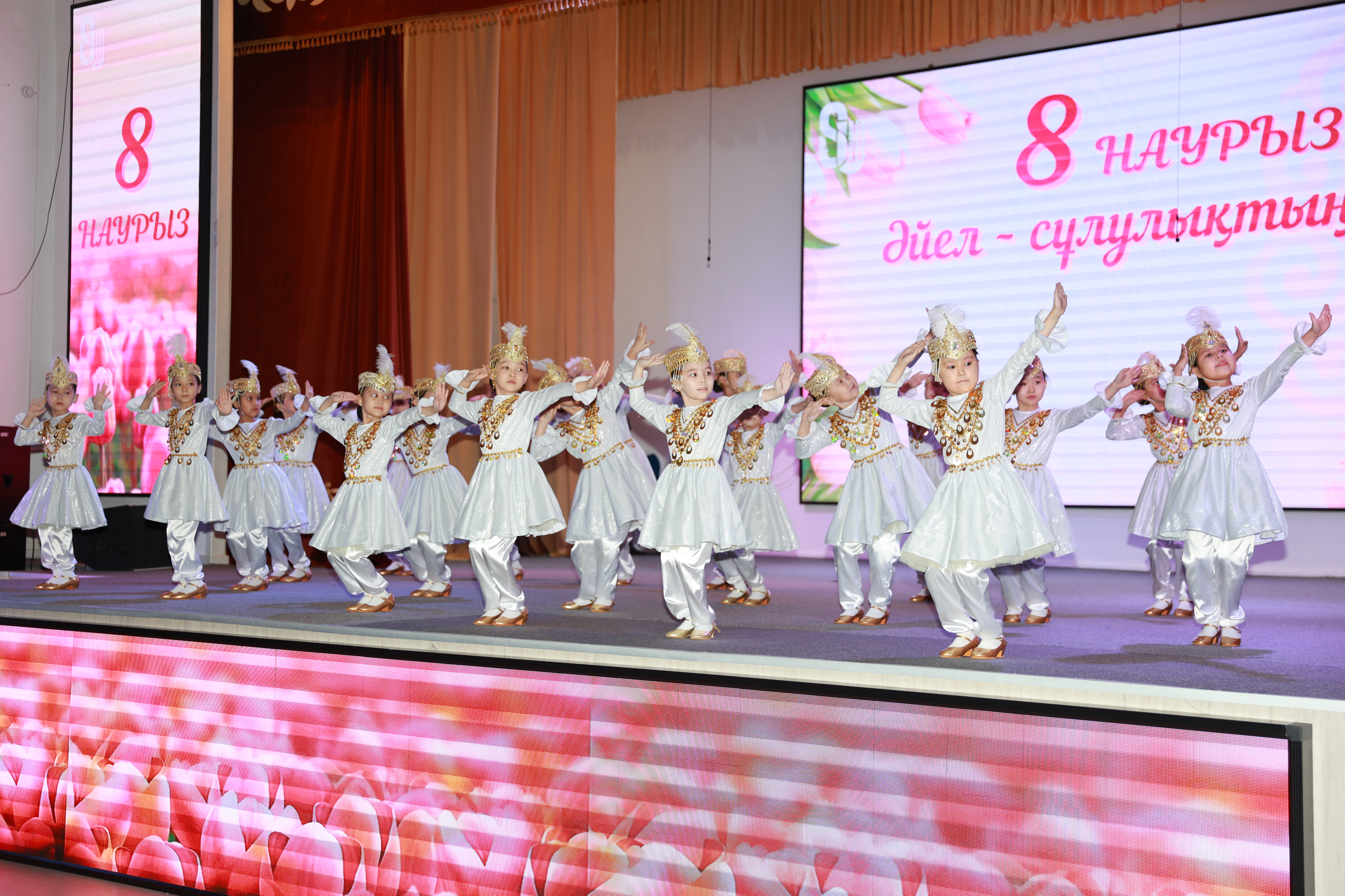 «Женщина – мелодия красоты»