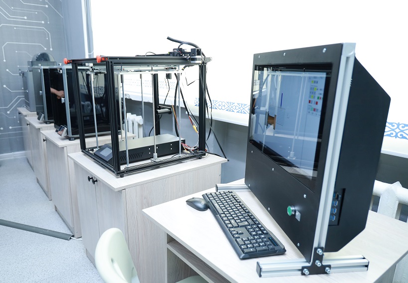  Цифрлық  өндіріс технологияларын меңгеруге арналған зертхана ашылды