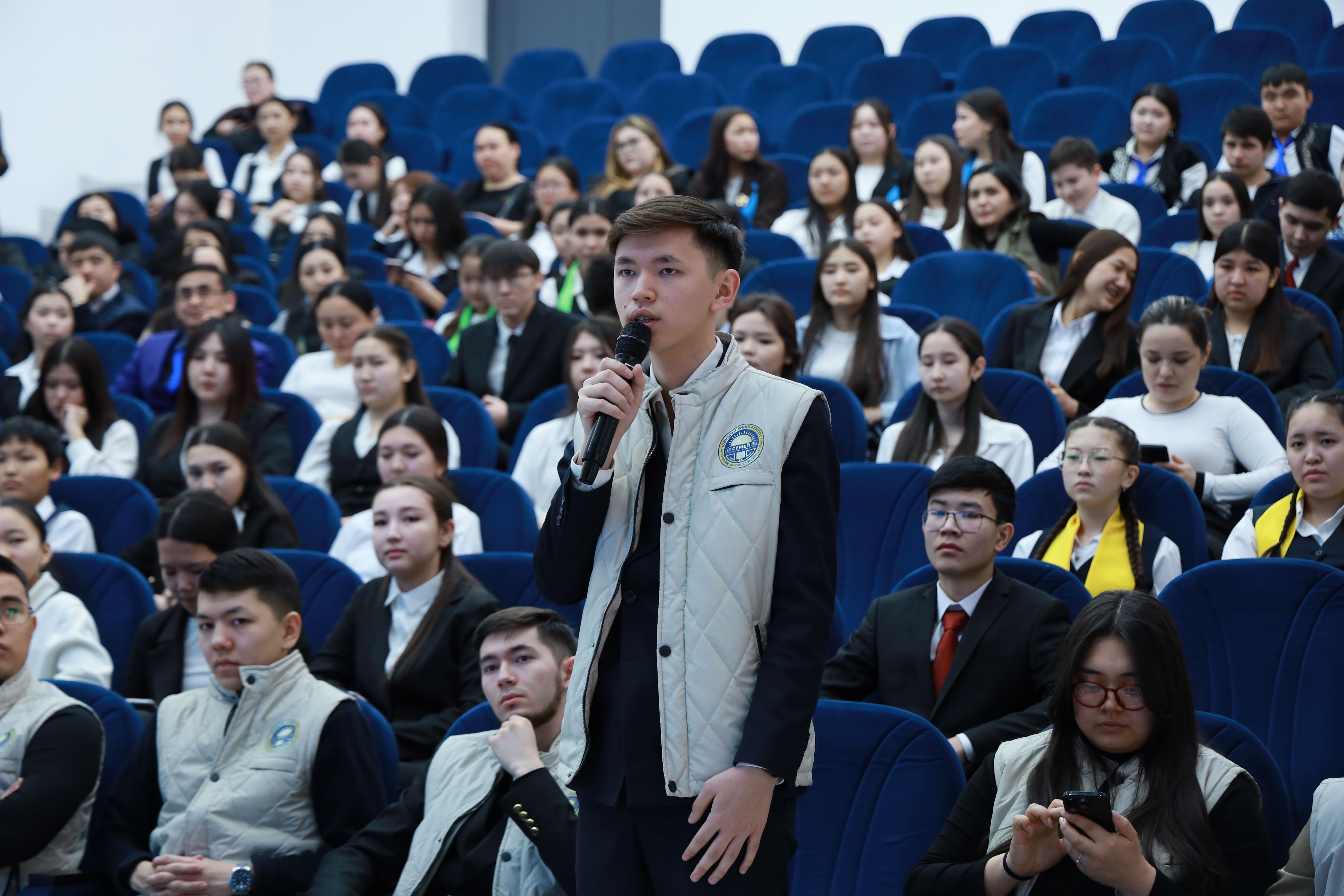 Еріктілік – елге қызмет етудің ең ізгі жолы