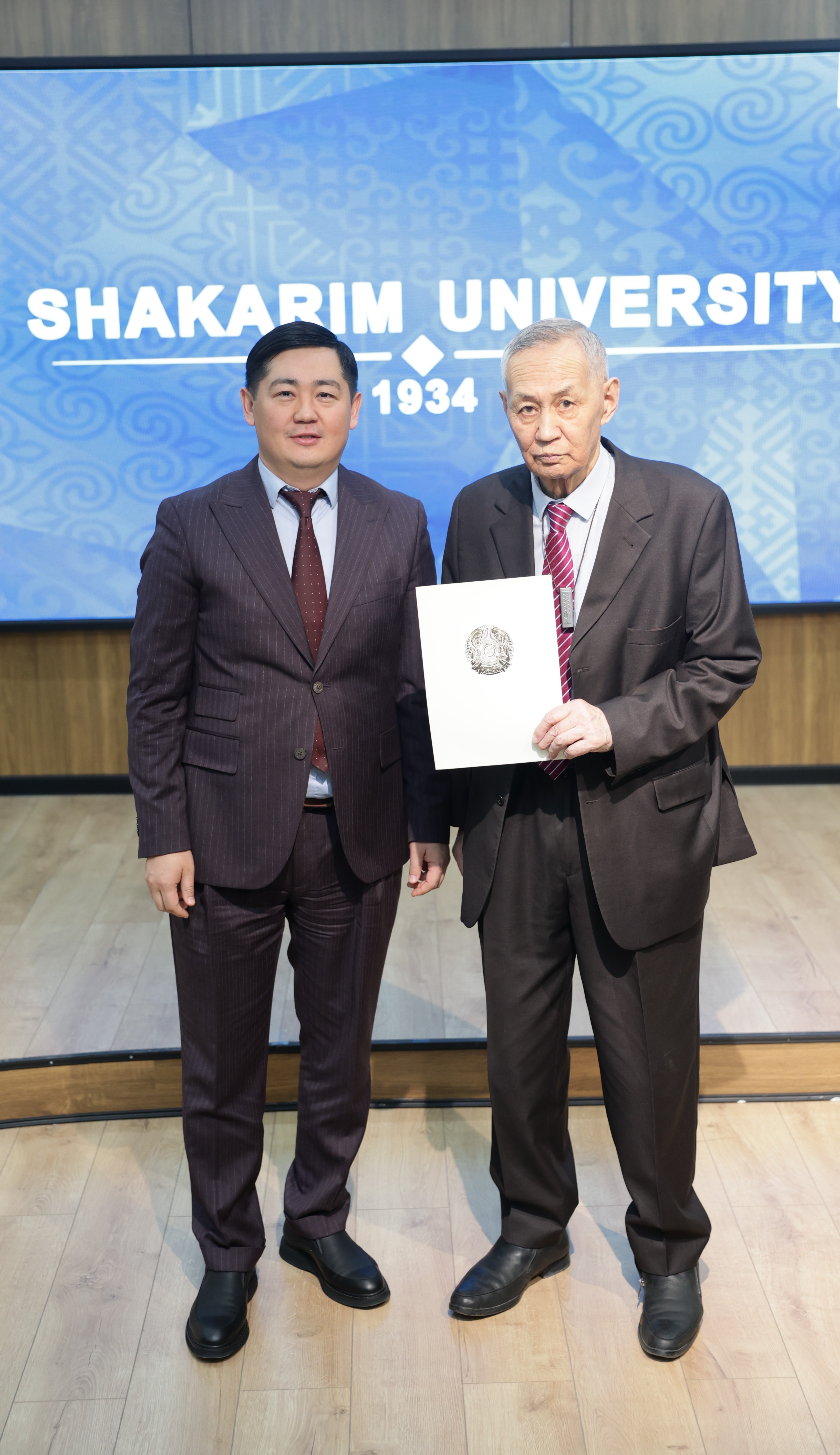 Ғылыми кеңесте маңызды мәселелер талқыланды