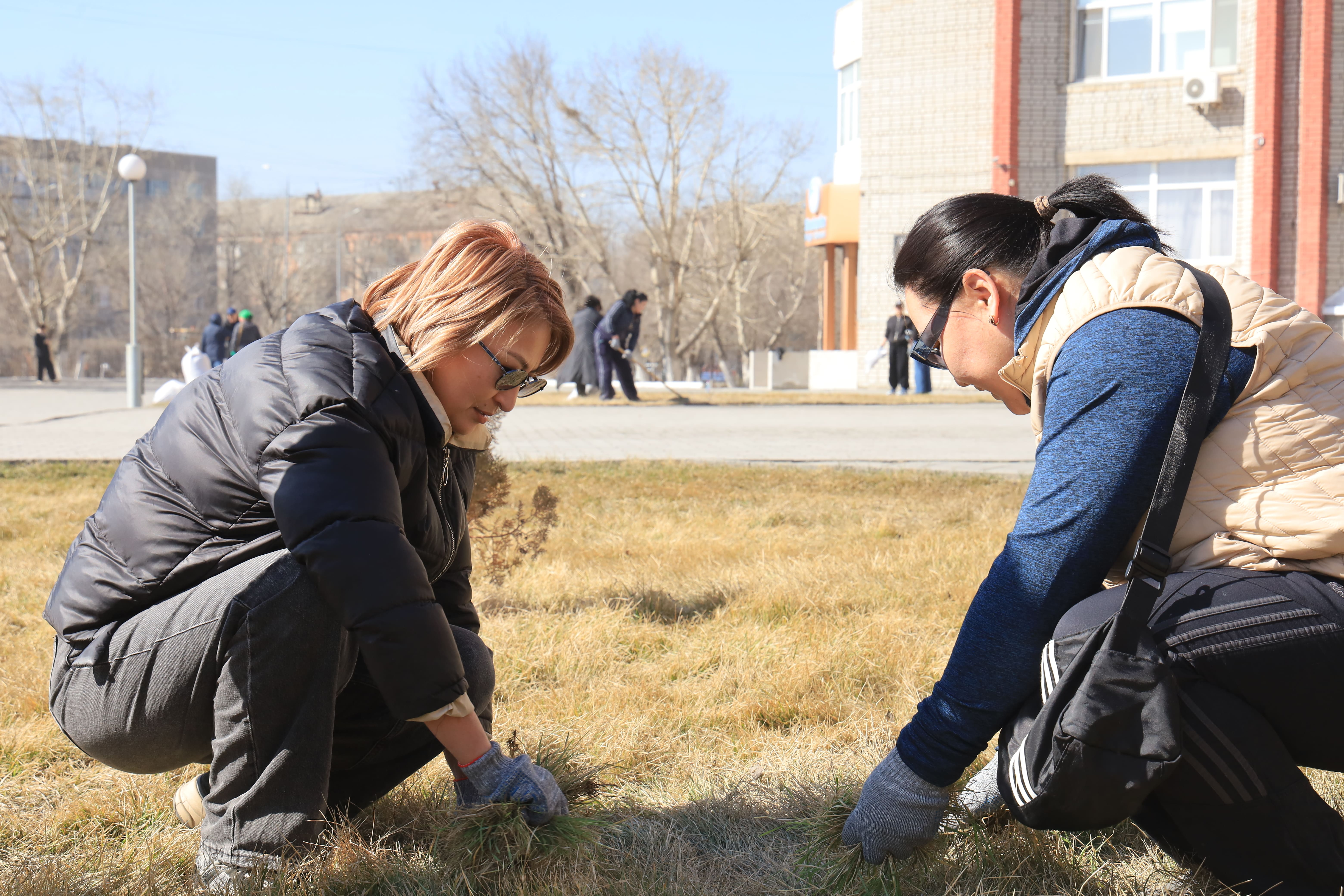  «Таза Қазақстан»: Шәкәрім университетінде сенбілік өтті