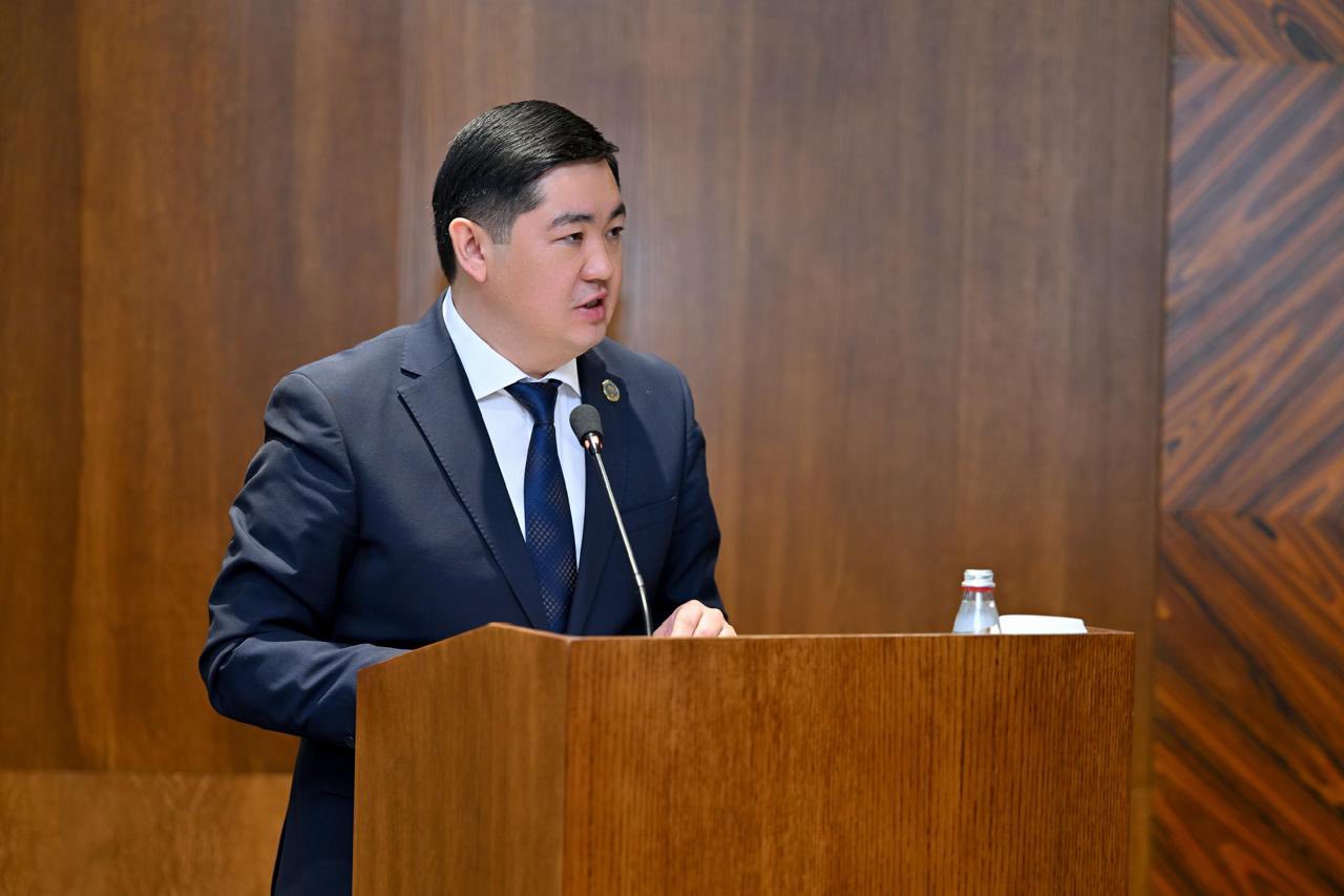 On the eve of the decade of science, the issue of assigning a new status to Kurchatov was discussed