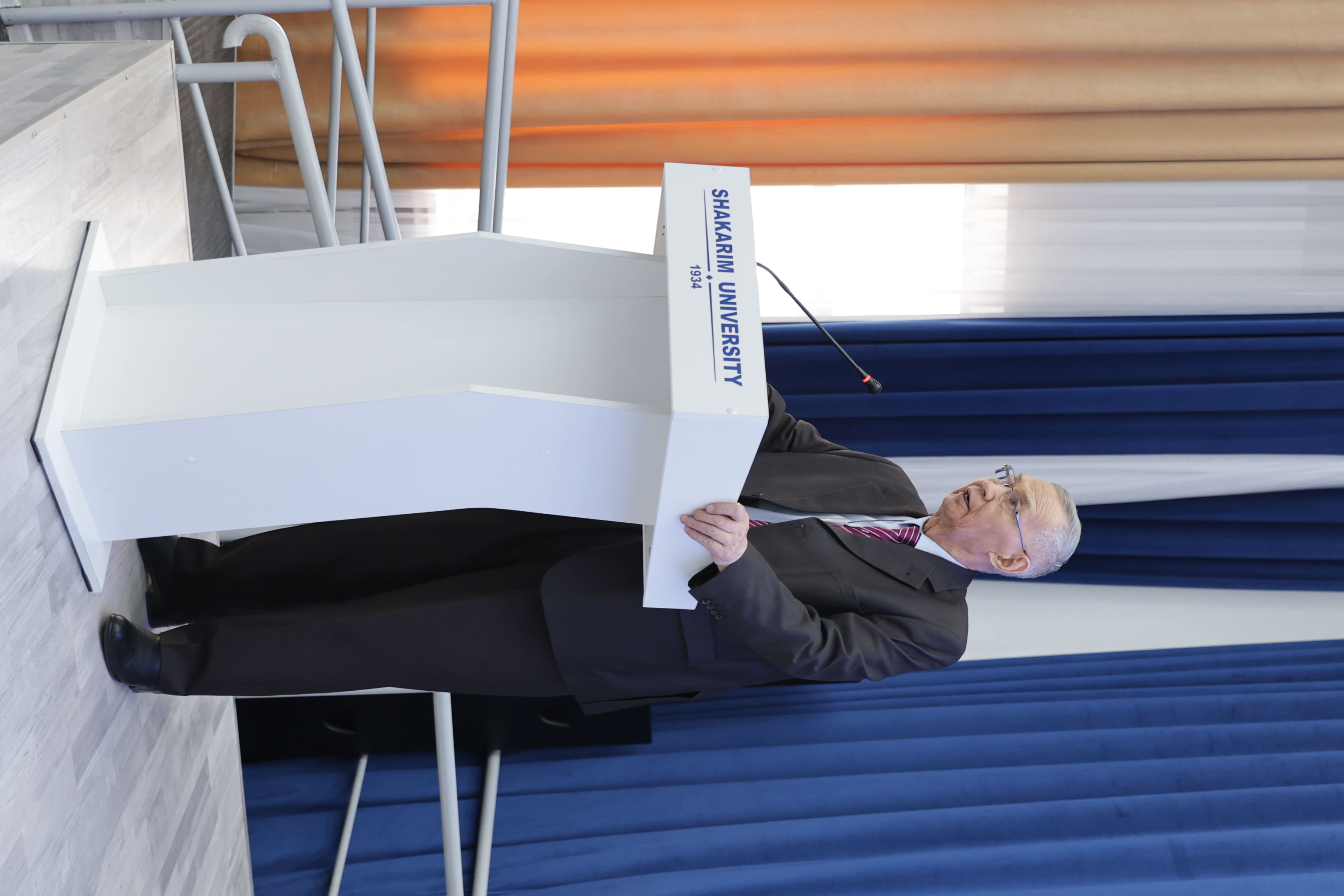 Абайтанудағы орны айрықша ғалым