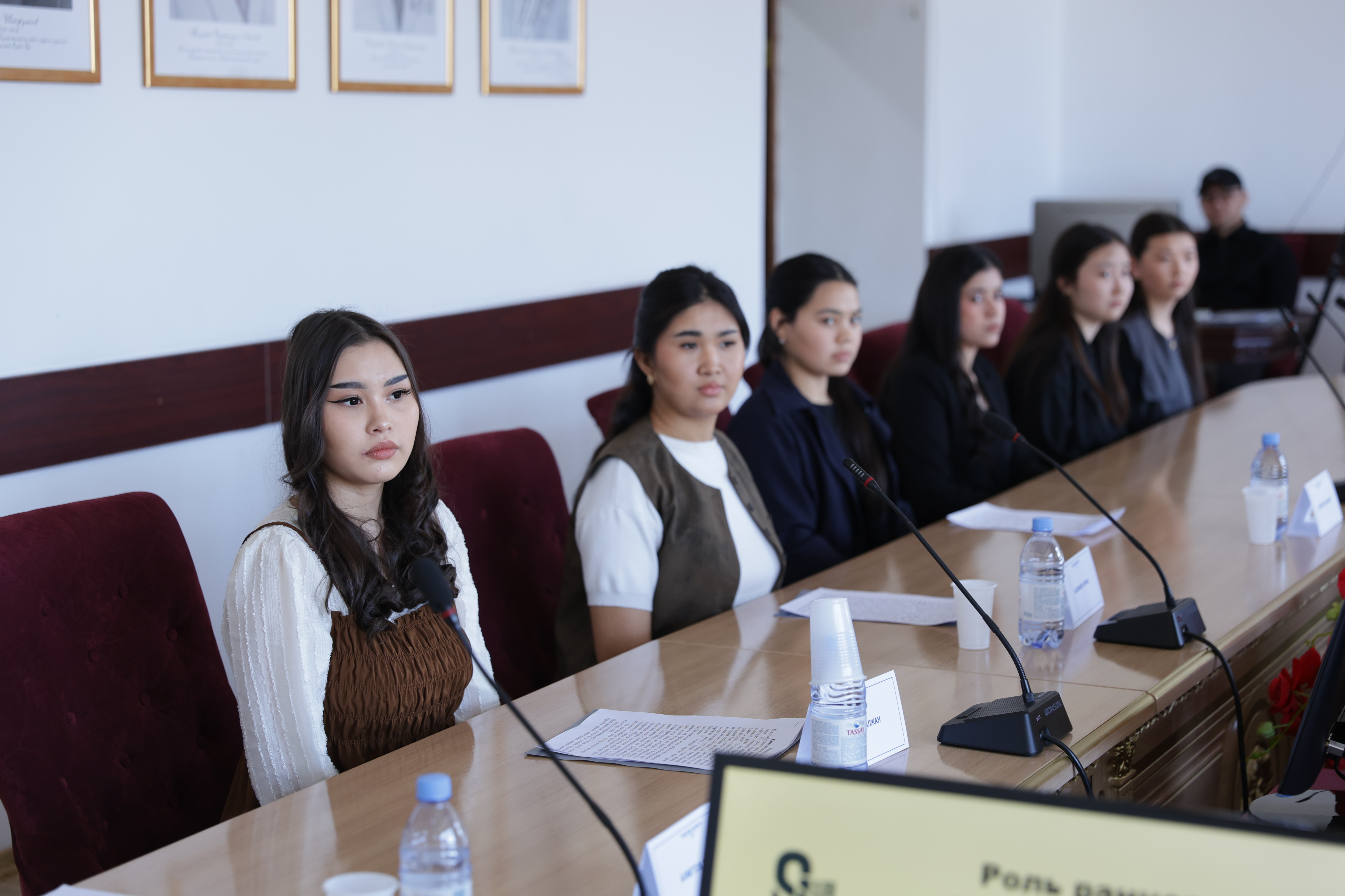 家庭、书籍和教养：精神价值观的和谐