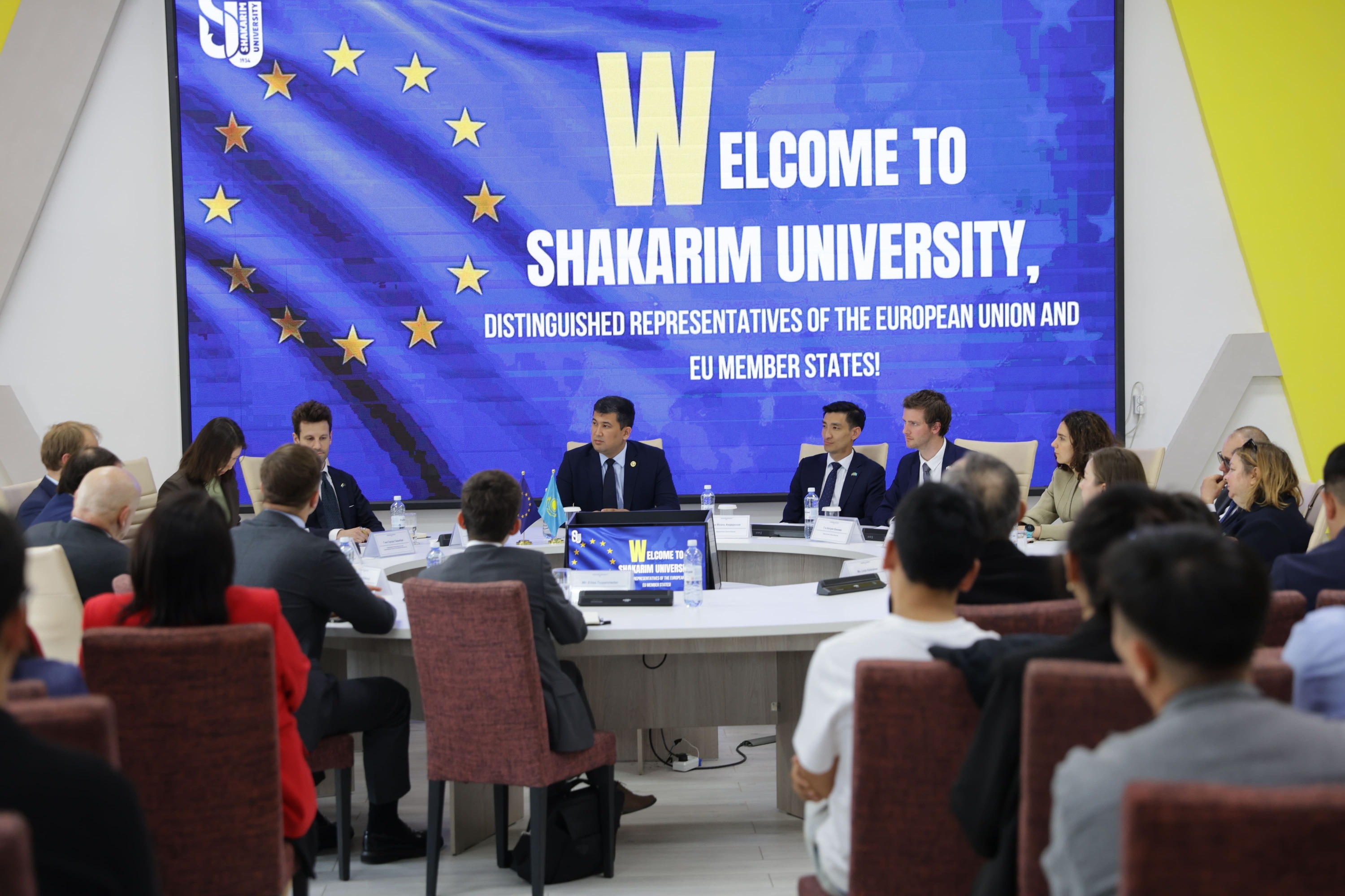 Жас ғалымдар мен еуропалық дипломаттар диалогы