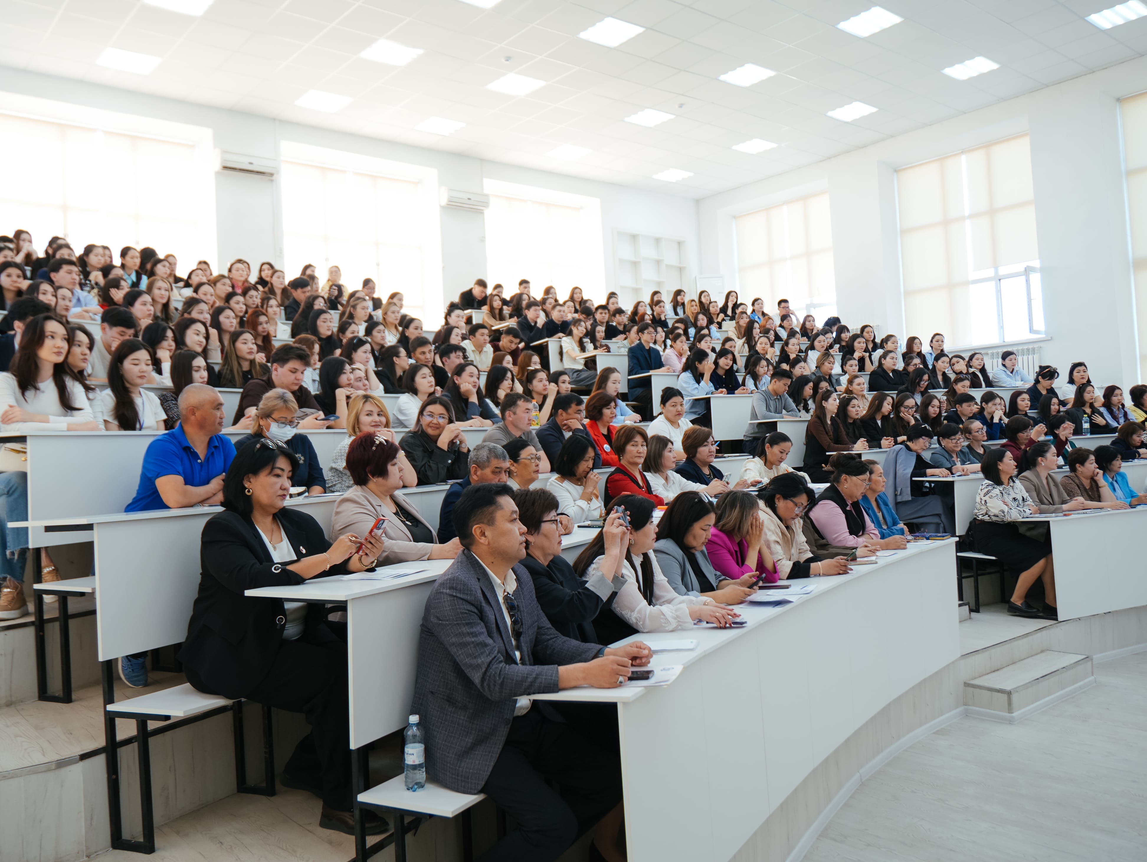 Түлектерге мүмкіндік: «Бос орындар жәрмеңкесі – 2026»