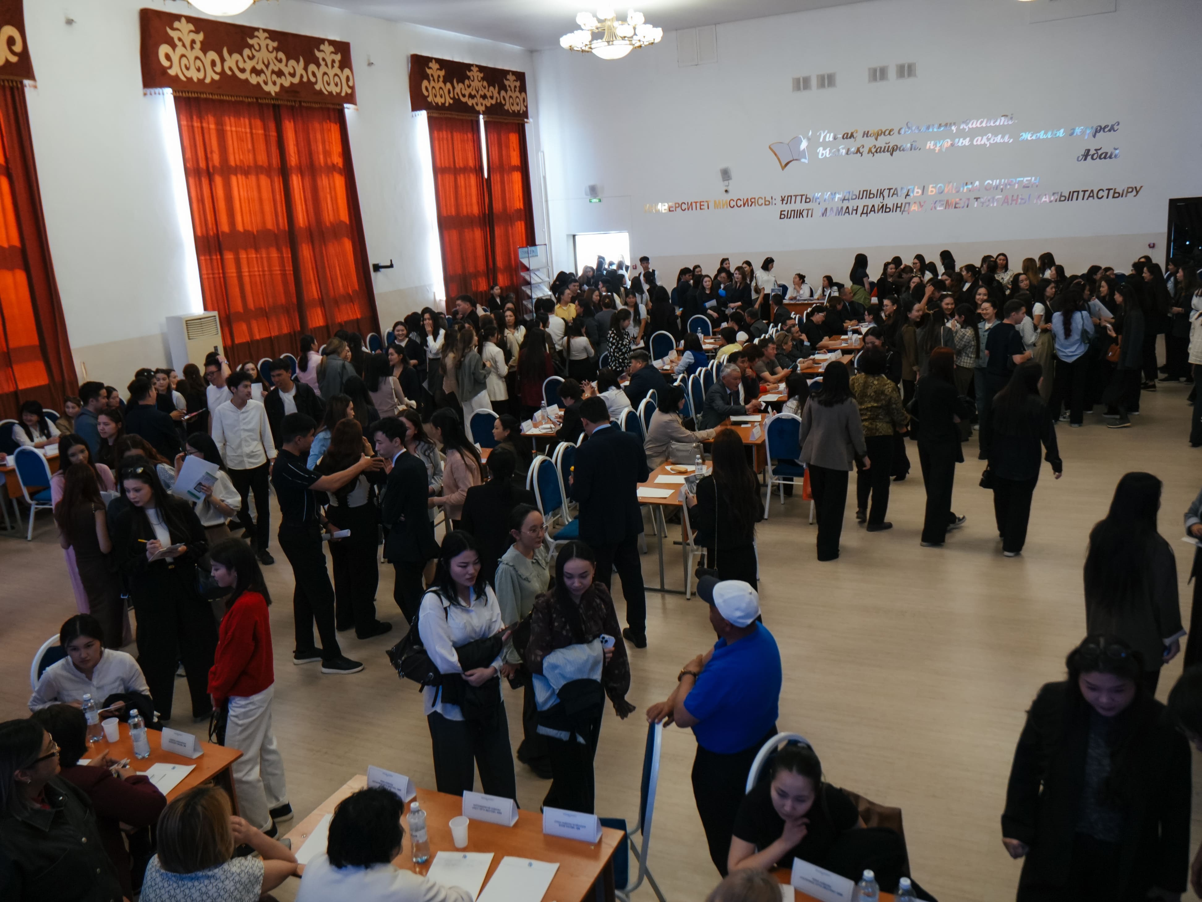 Түлектерге мүмкіндік: «Бос орындар жәрмеңкесі – 2026»