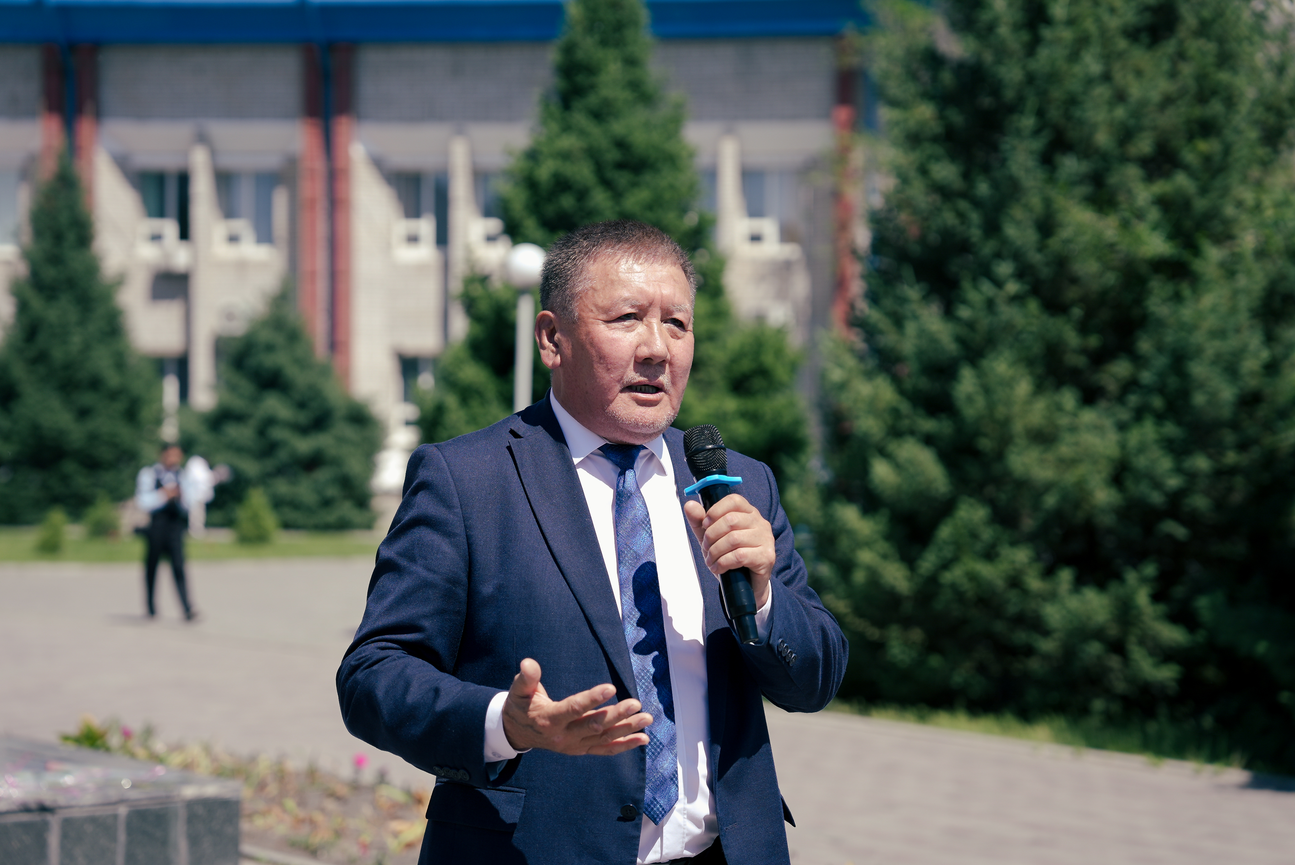 Рана в памяти народа: дань уважения духу Шакарима