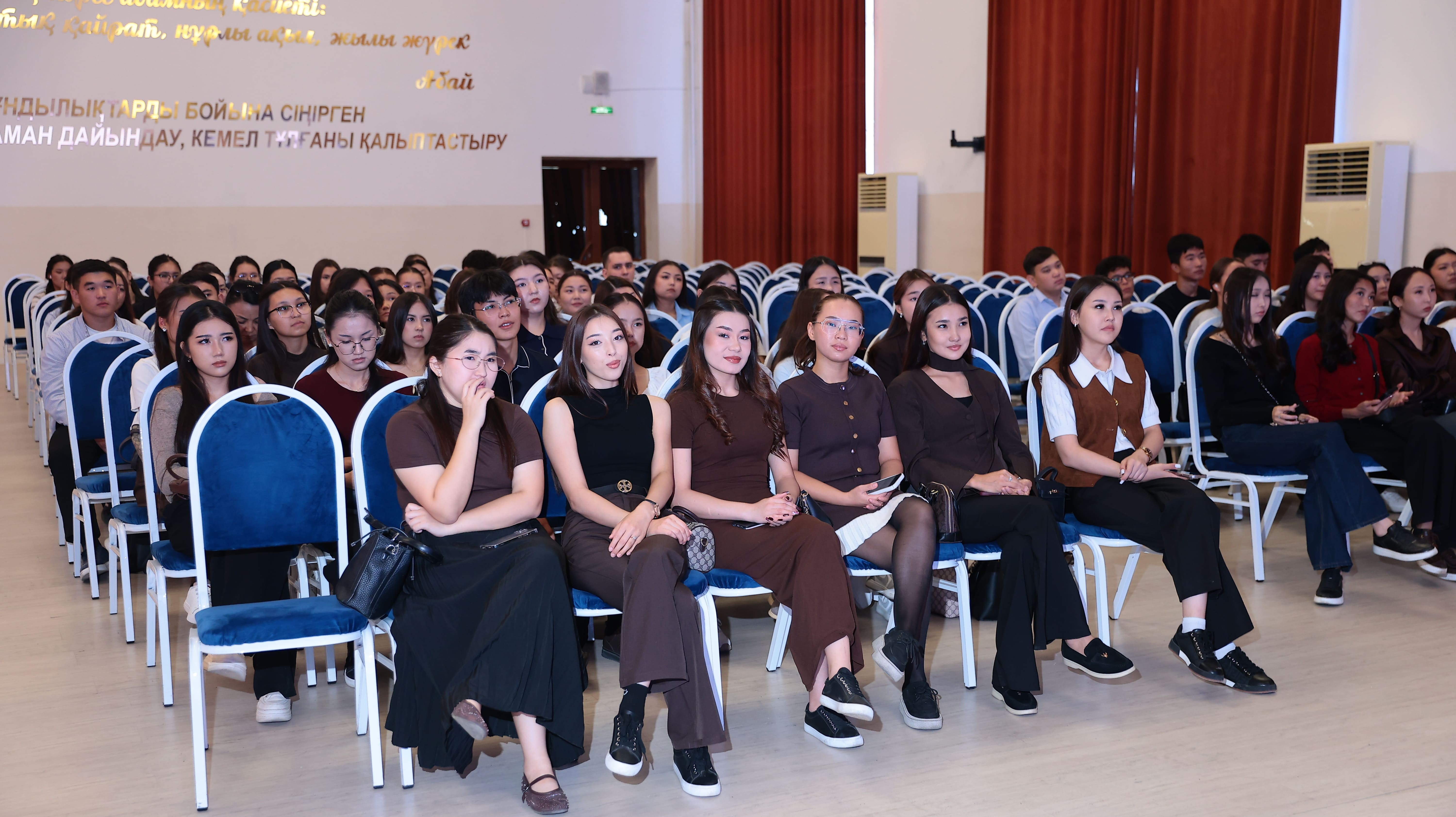 The rector met with first-year students