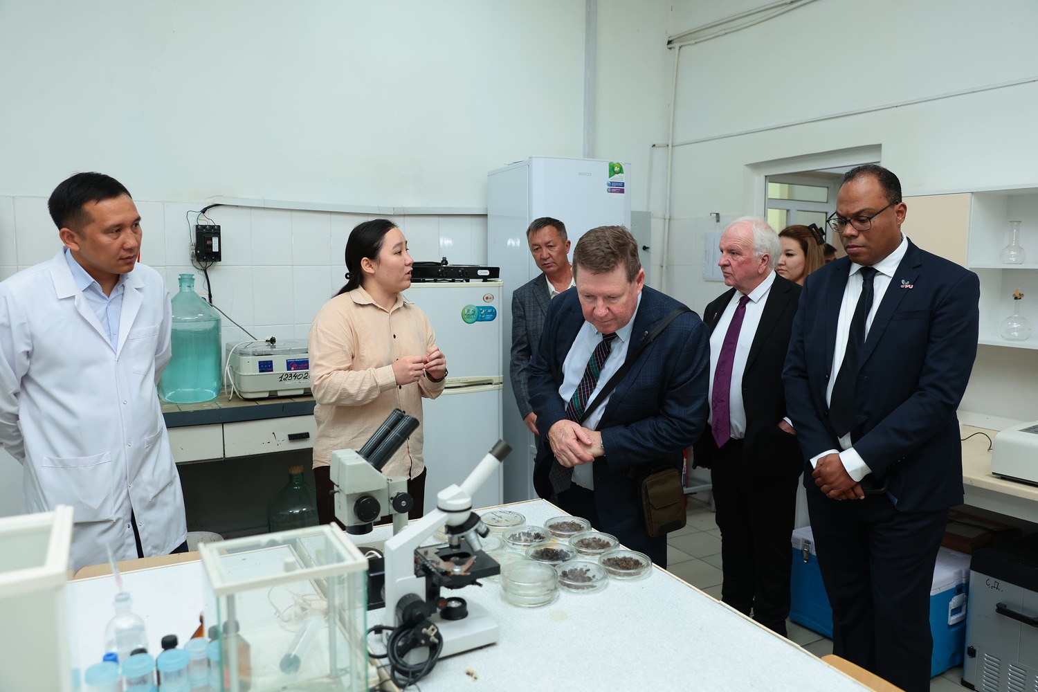 Australian Expertise in the Abai Region: Shakarim University Takes a Step Toward a New Partnership