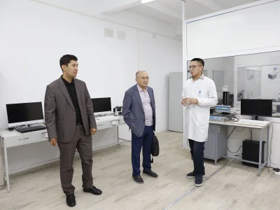 AlmaU ректоры – Шәкәрім университетінде