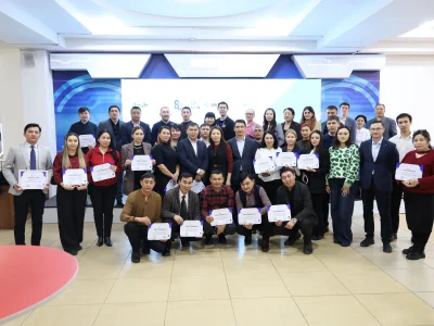 Учителя в мире робототехники: завершился трехдневный семинар FIRST