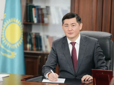 Шәкәрім университетінің ректоры қоғамдық ұйым филиалын басқарады