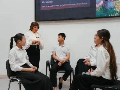 师生：奥林匹克竞赛架起了信任的桥梁