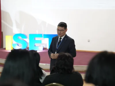 СОСТОЯНИЕ И ПЕРСПЕКТИВЫ РАЗВИТИЯ ГОСУДАРСТВЕННОЙ СЛУЖБЫ ОБСУДИЛИ В УНИВЕРСИТЕТЕ ШАКАРИМА