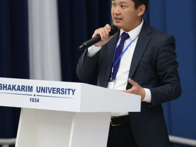 Азимхан Исабек,абаевед, ауэзовед Южно-Казахстанского исследовательского университета им. М. Ауэзова: Через восстановление биографий и судьбы семьи Абая мы возвращаем себе не только историю, но и основание для диалога с будущим