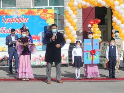 Церемония открытия алфавита прошла в многопрофильной гимназии имени Шакарима