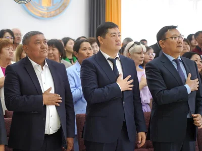 УНИВЕРСИТЕТ ШАКАРИМА ЗАСЛУШИВАЕТ ПОСЛАНИЕ ПРЕЗИДЕНТА