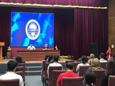 Представители университета Шакарим встретились с представителями Молодежного ресурсного центра.