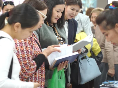 SHAKARIM SCIENCE WEEK: ТРАДИЦИОННАЯ РЕСПУБЛИКАНСКАЯ КНИЖНАЯ ЯРМАРКА