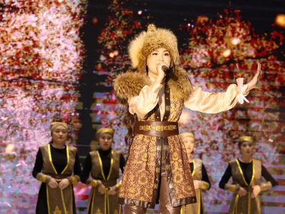 КРАСОТА УКРАШАЕТ ДЕВУШЕК