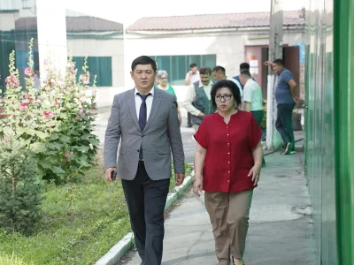 РЕКТОР УНИВЕРСИТЕТА НАЧАЛ ОБХОД УЧЕБНЫХ ЗДАНИЙ