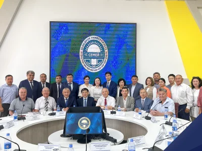 ВИЦЕ-МИНИСТР СЕЛЬСКОГО ХОЗЯЙСТВА В УНИВЕРСИТЕТЕ