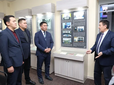 ДЕЛЕГАЦИЯ ИЗ ТУРКЕСТАНА – В УНИВЕРСИТЕТЕ ИМЕНИ ШАКАРИМА